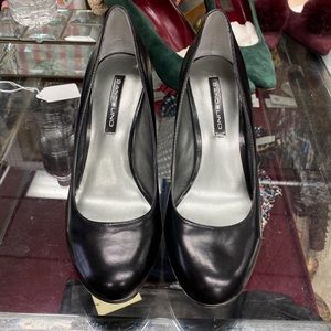 Bandolino Black Leather Heels - Sz 9.5